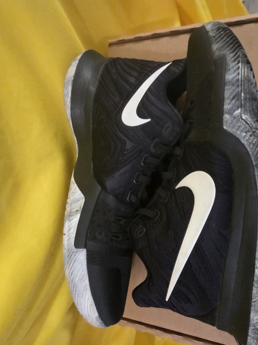 Nike Kyrie 3 Black History Month (Worn, Not In Original Box) - Picture 2 of 6